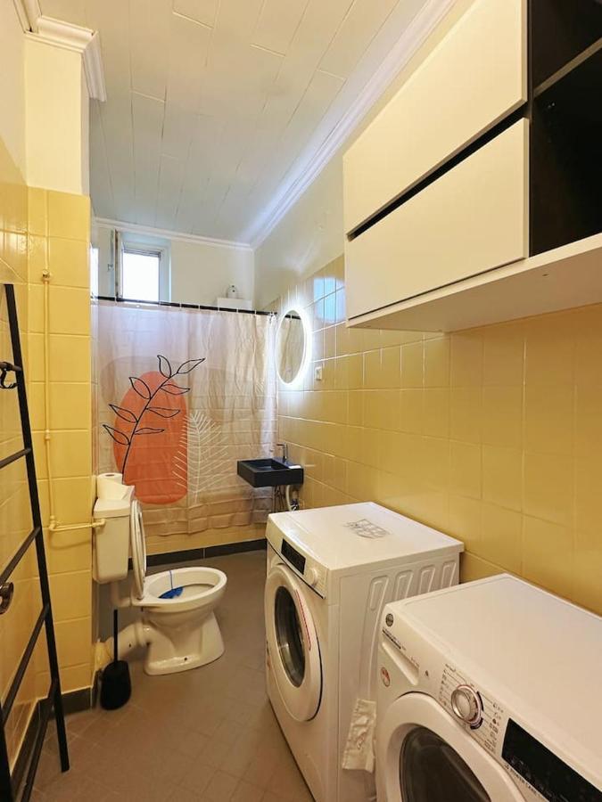 2 Schlafzimmer Waschenspuelmaschine Duisburg Dış mekan fotoğraf